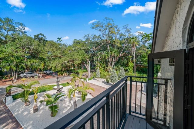 1730 NE 137th Ter 0, North Miami, FL 33181