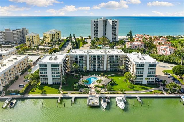 3500 Gulf Shore BLVD N 406, Naples, FL 34103