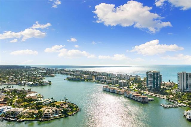 3500 Gulf Shore BLVD N 406, Naples, FL 34103