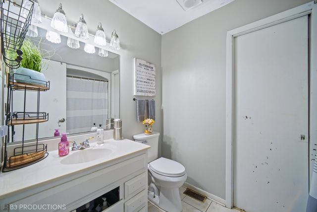 640 Aspen Street, Frankfort, IL 60423