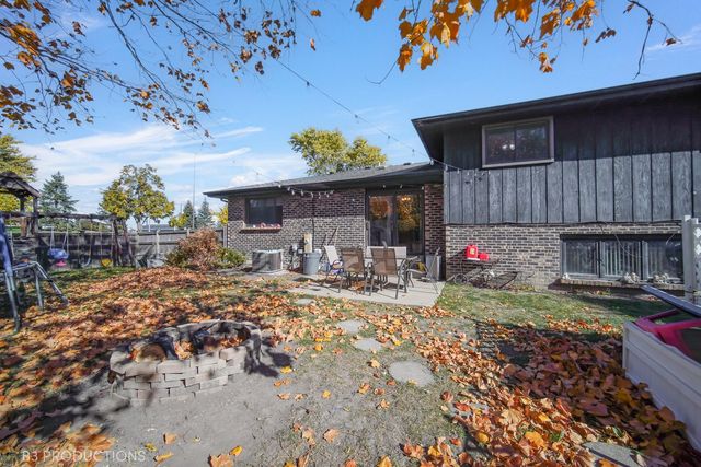 640 Aspen Street, Frankfort, IL 60423