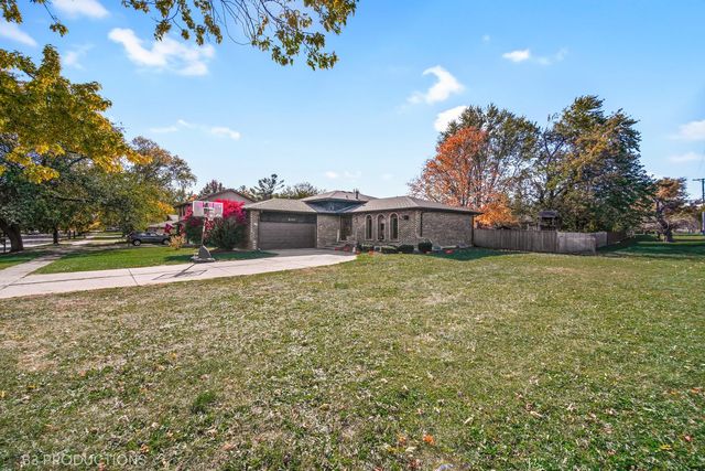 640 Aspen Street, Frankfort, IL 60423