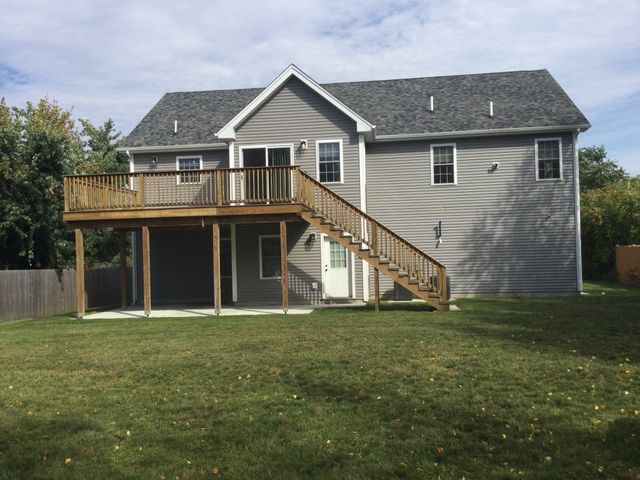 271a Harrington Way, Worcester, MA 01604