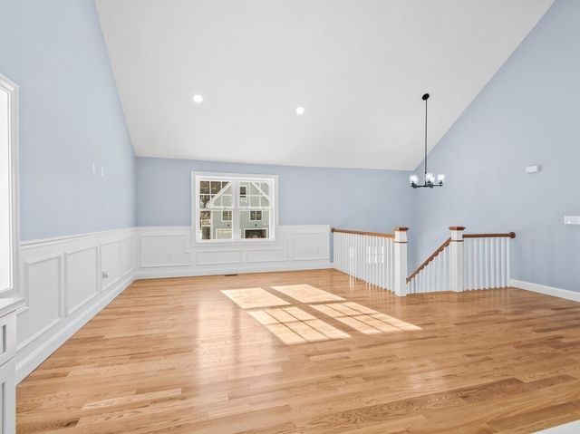 271a Harrington Way, Worcester, MA 01604