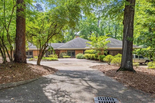 2718 Averett Drive, Columbus, GA 31906