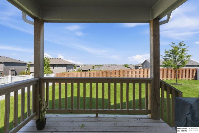 11731 S 111th Avenue, Papillion, NE 68046