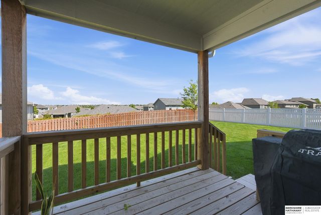 11731 S 111th Avenue, Papillion, NE 68046