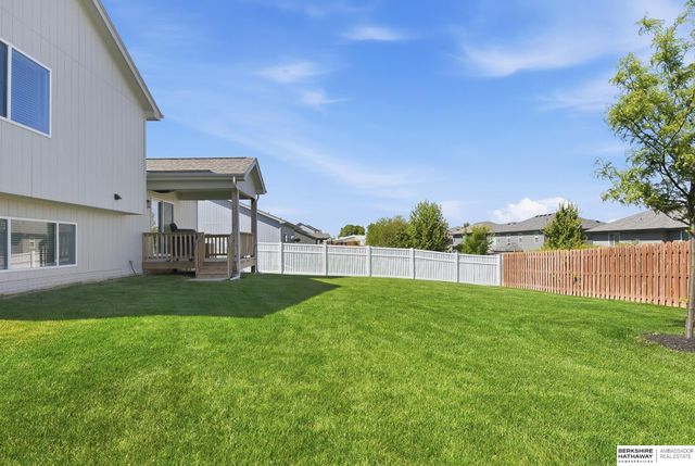11731 S 111th Avenue, Papillion, NE 68046