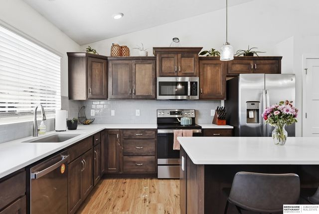 11731 S 111th Avenue, Papillion, NE 68046