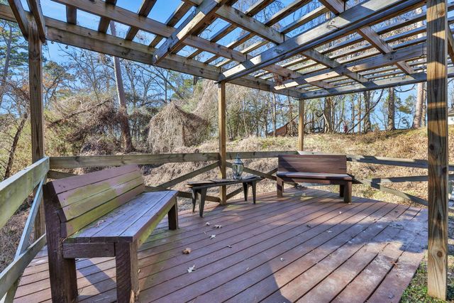 10 Driftwood Lane, Coldspring, TX 77331