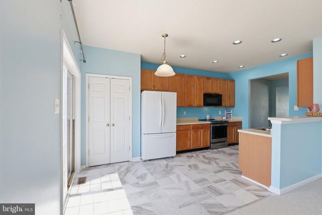 105 FOXWOOD DR, Smyrna, DE 19977