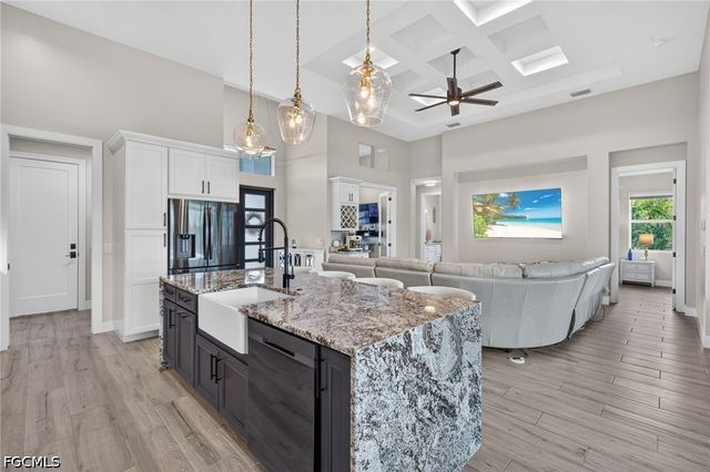 2590 Surfside BLVD, Cape Coral, FL 33914