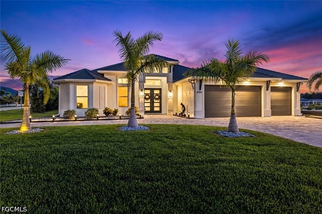 2590 Surfside BLVD, Cape Coral, FL 33914