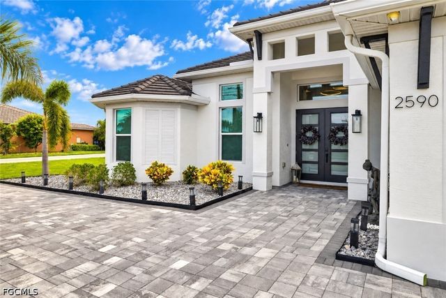 2590 Surfside BLVD, Cape Coral, FL 33914