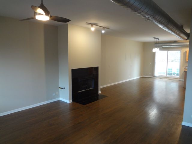 1834 Ridge Avenue 137, Evanston, IL 60201