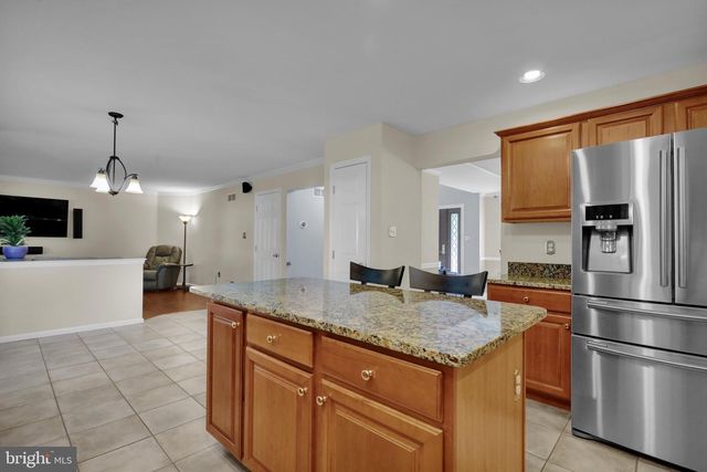1115 STONEHENGE DR, Reading, PA 19606