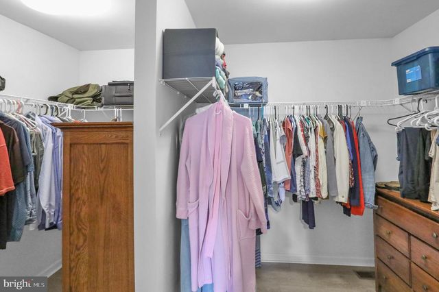 1115 STONEHENGE DR, Reading, PA 19606