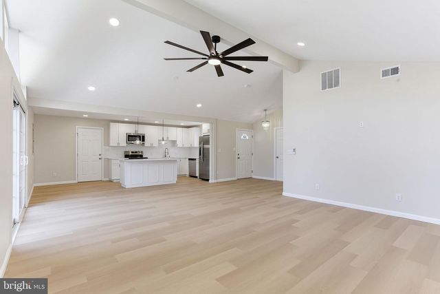 201 CONTEE RD, Joppa, MD 21085