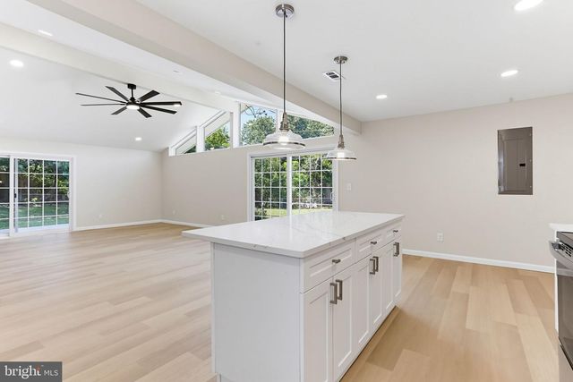 201 CONTEE RD, Joppa, MD 21085