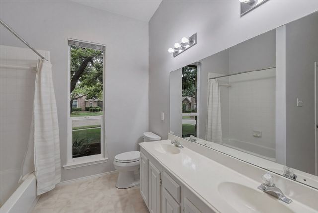 2449 London Drive, Plano, TX 75025
