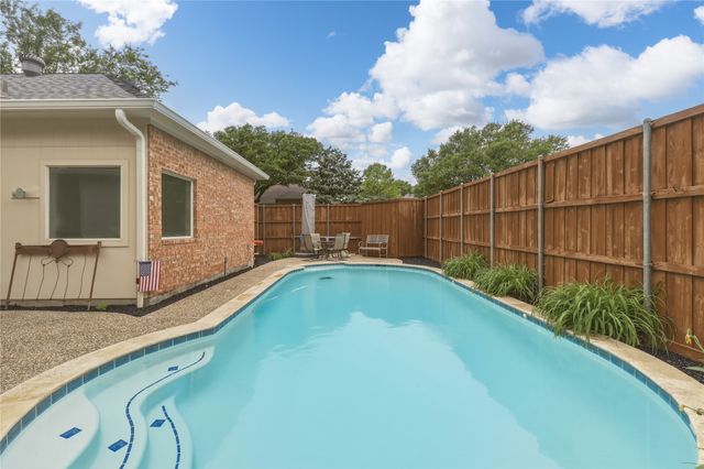 2449 London Drive, Plano, TX 75025