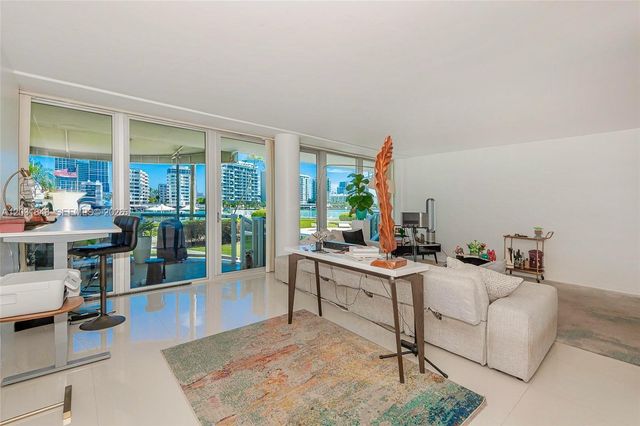 900 Bay Dr 122, Miami Beach, FL 33141