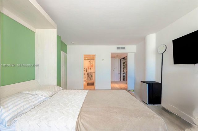 900 Bay Dr 122, Miami Beach, FL 33141