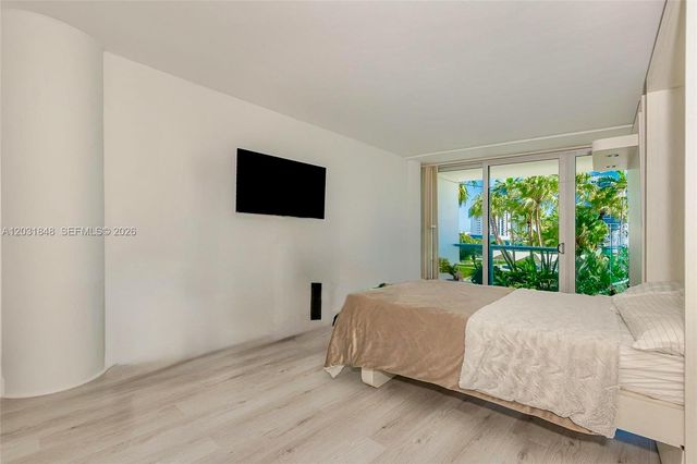 900 Bay Dr 122, Miami Beach, FL 33141