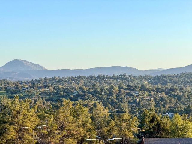 1962 Larkspur Drive, Alpine, CA 91901