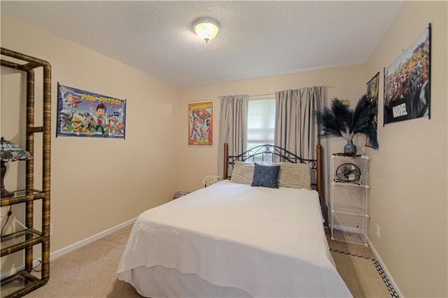 1222 Nashua Road, Liberty, MO 64068
