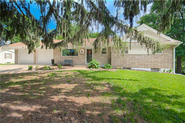 1222 Nashua Road, Liberty, MO 64068