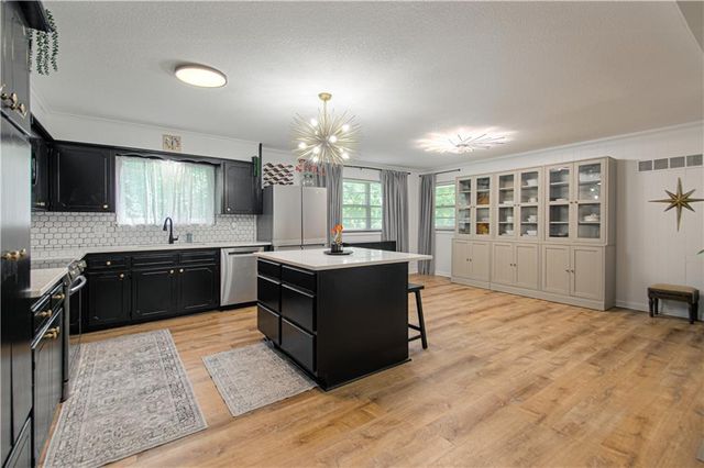 1222 Nashua Road, Liberty, MO 64068