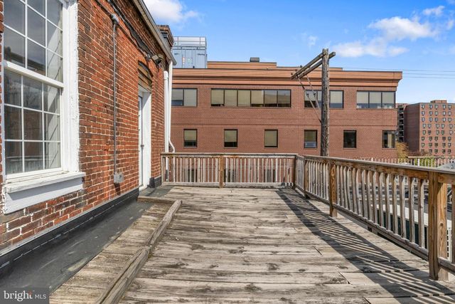 125 N GEORGE ST, York, PA 17401