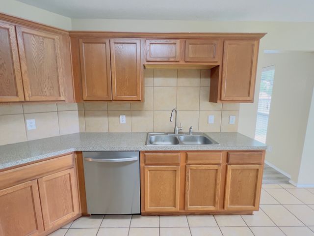 1210 Antoinette Drive, Princeton, TX 75407