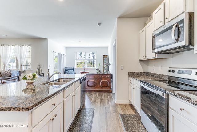 1038 Burled Oak Ridge Loop SE, Bolivia, NC 28422