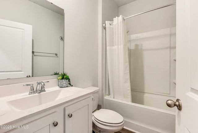 1038 Burled Oak Ridge Loop SE, Bolivia, NC 28422