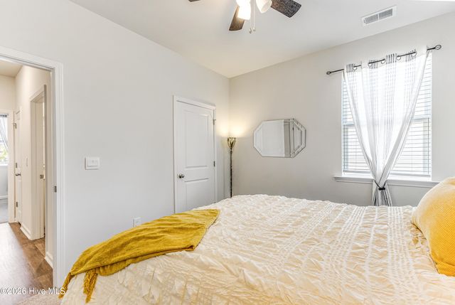 1038 Burled Oak Ridge Loop SE, Bolivia, NC 28422