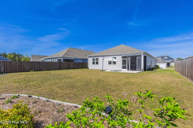 1038 Burled Oak Ridge Loop SE, Bolivia, NC 28422