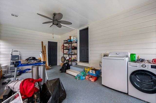 1606 W Cypress Street, Rogers, AR 72758