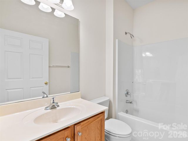 15 Scottish Circle, Asheville, NC 28803