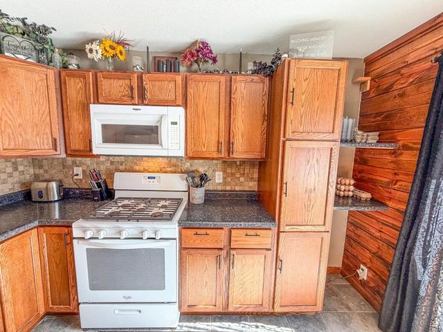 W6213 HOEFFERLE ROAD, Park Falls, WI 54552