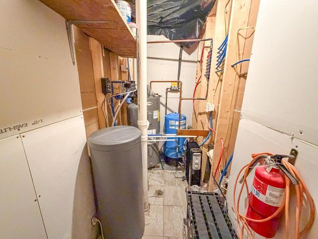 W6213 HOEFFERLE ROAD, Park Falls, WI 54552