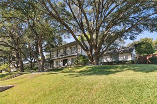 2513 W Prairie Creek Drive, Richardson, TX 75080
