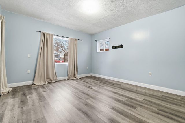 254 Holly Street SW, Grand Rapids, MI 49548