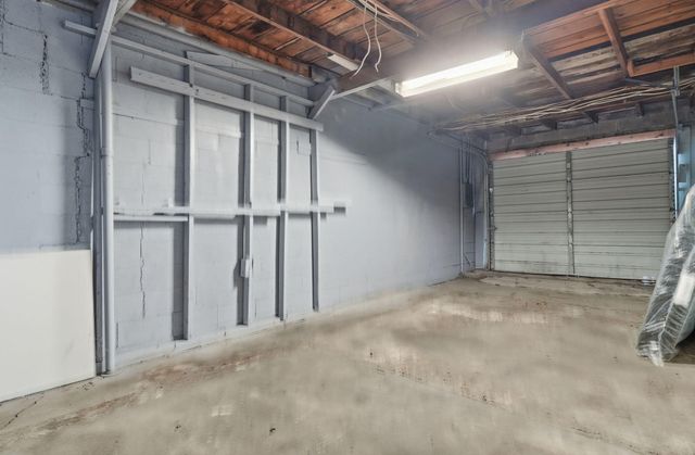 254 Holly Street SW, Grand Rapids, MI 49548