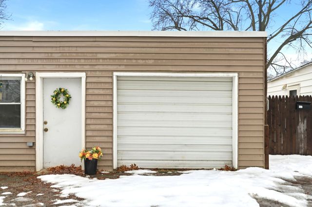 254 Holly Street SW, Grand Rapids, MI 49548