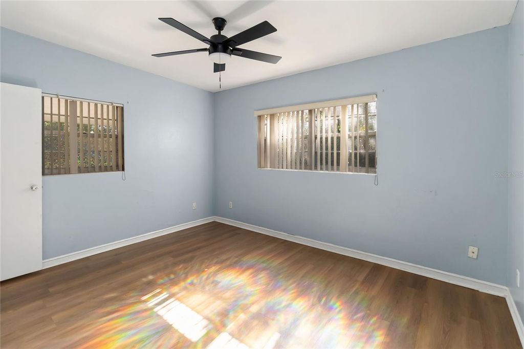 Image 21 of property listing at 3503 S CRYSTAL LAKE DRIVE, Orlando, FL 32806