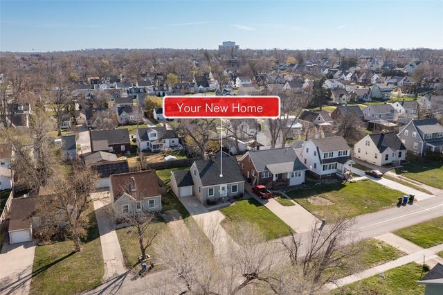 512 19th St NE, Cedar Rapids, IA 52402