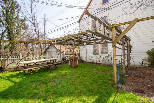 610 Niagara Street, Buffalo, NY 14201