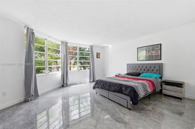 1501 NE 191st Street C217, Miami, FL 33179